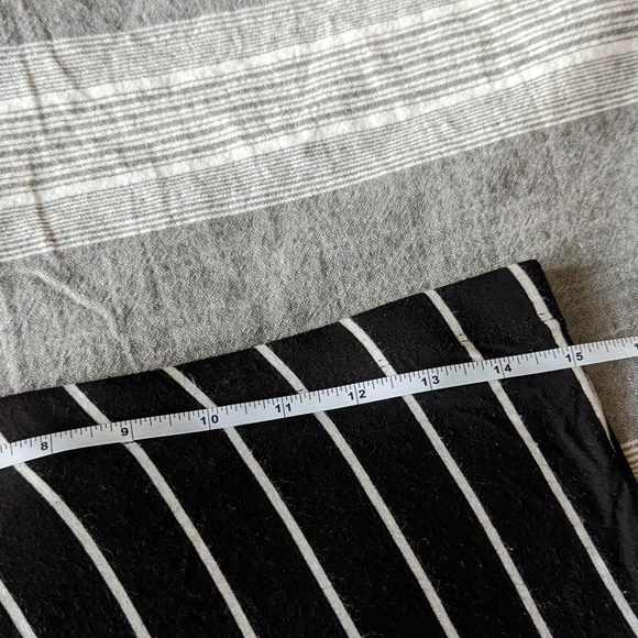 Matty M black long skirt with geometric lines - Picture 3 of 6